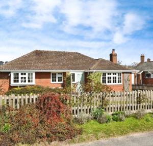3 Bedroom Bungalow for sale in Homington Road, Salisbury