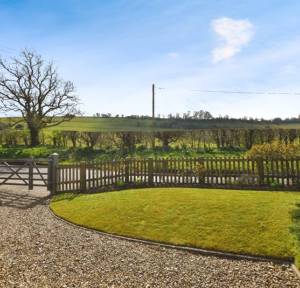 3 Bedroom Bungalow for sale in Homington Road, Salisbury