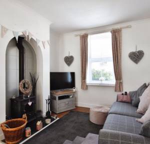 4 Bedroom House for sale in North Street, Salisbury