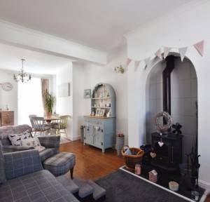 4 Bedroom House for sale in North Street, Salisbury