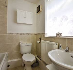 4 Bedroom House for sale in North Street, Salisbury