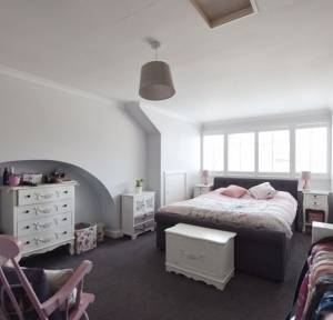 4 Bedroom House for sale in North Street, Salisbury