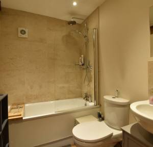 1 Bedroom Apartment / Studio for sale in Crow Lane, Salisbury