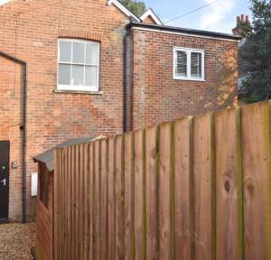 1 Bedroom Apartment / Studio for sale in Crow Lane, Salisbury