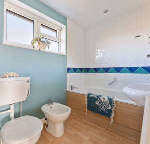 4 Bedroom House for sale in Old Mill Gardens, Salisbury