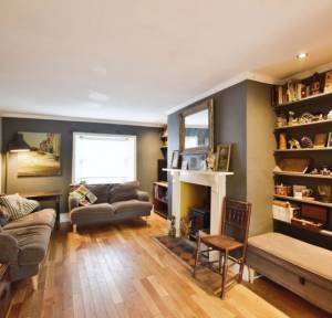 3 Bedroom House for sale in North Street, Salisbury