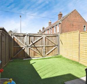2 Bedroom House for sale in Syringa Court, Salisbury