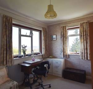 3 Bedroom House for sale in Harnwood Road, Salisbury