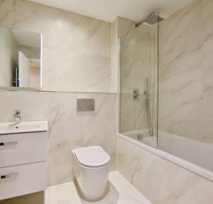 2 Bedroom Flat for sale in Castle Street, Salisbury