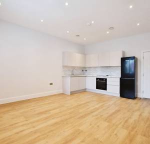 2 Bedroom Flat for sale in Castle Street, Salisbury