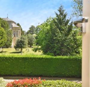 2 Bedroom  for sale in West Street, Salisbury
