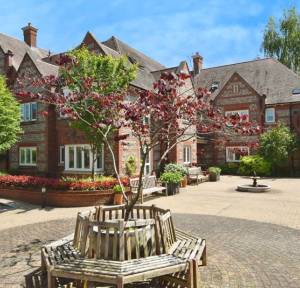 2 Bedroom  for sale in West Street, Salisbury