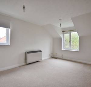 1 Bedroom Flat for sale in Ramleaze Drive, Salisbury