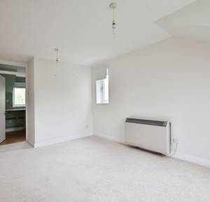 1 Bedroom Flat for sale in Ramleaze Drive, Salisbury