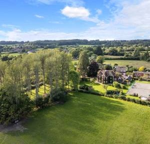 7 Bedroom House for sale in Vicarage Road, Salisbury