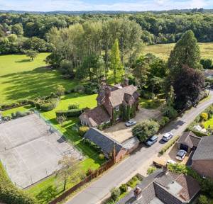 7 Bedroom House for sale in Vicarage Road, Salisbury