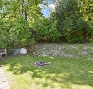 2 Bedroom Flat for sale in Glenmore Road, Salisbury