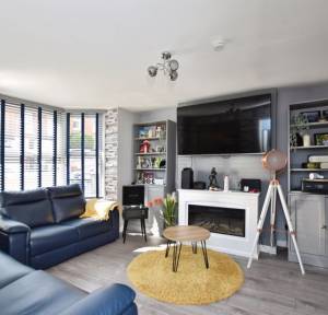 3 Bedroom House for sale in Ashley Road, Salisbury
