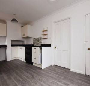 2 Bedroom House for sale in Duck Lane, Salisbury