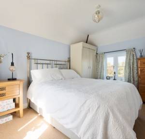 3 Bedroom House for sale in Station Road, Salisbury