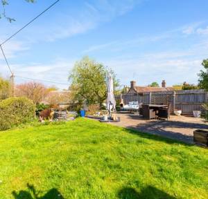 3 Bedroom House for sale in Station Road, Salisbury