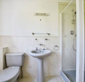 4 Bedroom House for sale in Church Road, Salisbury