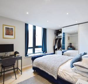 2 Bedroom Apartment / Studio for sale in Endless Street, Salisbury