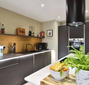 2 Bedroom Apartment / Studio for sale in Endless Street, Salisbury