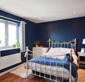 2 Bedroom Flat for sale in Crosier Close, Salisbury