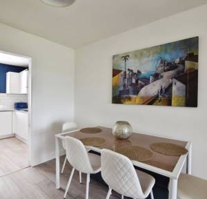 3 Bedroom Bungalow for sale in Devizes Road, Salisbury