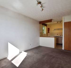1 Bedroom Flat to rent in Sarum Close, Salisbury