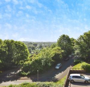 1 Bedroom Flat to rent in Sarum Close, Salisbury