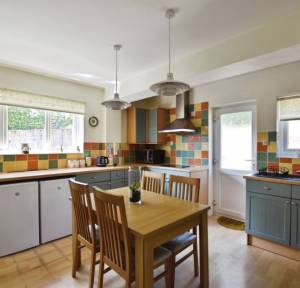 2 Bedroom Bungalow for sale in Blandford Road, Salisbury