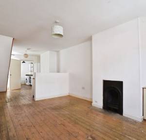 2 Bedroom House for sale in Greencroft Street, Salisbury