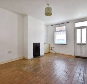 2 Bedroom House for sale in Greencroft Street, Salisbury