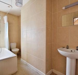 2 Bedroom House for sale in Greencroft Street, Salisbury