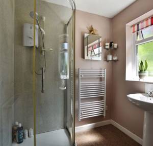 4 Bedroom Bungalow for sale in , Salisbury