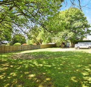 4 Bedroom Bungalow for sale in , Salisbury
