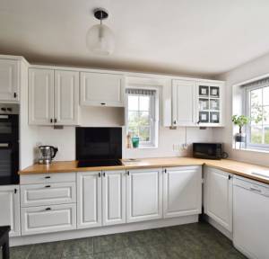 3 Bedroom House for sale in Livery Road, Salisbury
