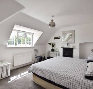 3 Bedroom House for sale in Livery Road, Salisbury