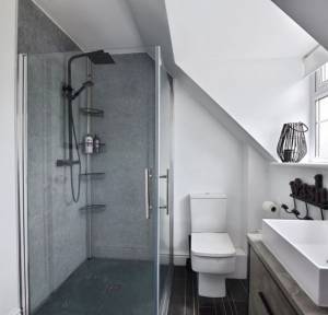 3 Bedroom House for sale in Livery Road, Salisbury