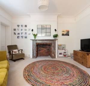 6 Bedroom House for sale in Swaynes Close, Salisbury