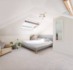 6 Bedroom House for sale in Swaynes Close, Salisbury