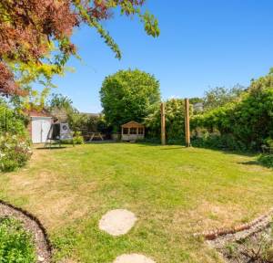 6 Bedroom House for sale in Swaynes Close, Salisbury