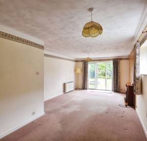 3 Bedroom Bungalow for sale in The Borough, Salisbury