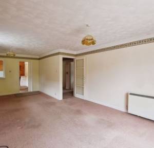 3 Bedroom Bungalow for sale in The Borough, Salisbury