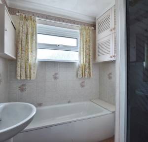 3 Bedroom Bungalow for sale in The Borough, Salisbury
