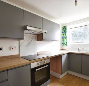 1 Bedroom Apartment / Studio for sale in Victoria Road, Salisbury