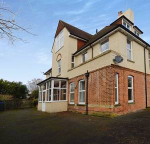3 Bedroom Flat for sale in 49 Roman Road, Salisbury
