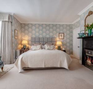 5 Bedroom House for sale in Victoria Road, Salisbury